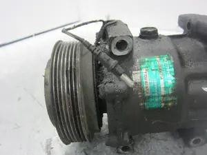 Foto de COMPRESOR AIRE ACONDICIONADO RENAULT LAGUNA (B56) referencia 77008619716 foto 6
