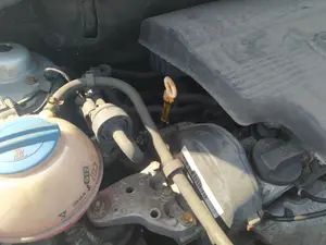 Foto de COMPRESOR AIRE ACONDICIONADO VOLKSWAGEN FOX (5Z1)(04.2005) 1.4  (75 CV / 55 KW)