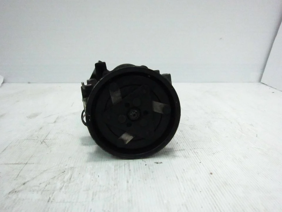 Foto de COMPRESOR AIRE ACONDICIONADO RENAULT CLIO II FASE II (B/CB0) referencia 8200315744