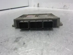 Foto de CENTRALITA MOTOR UCE PEUGEOT 206 1.4 (75 CV / 55 KW) referencia 9637706180 foto 4