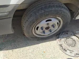 Foto de FRENO DE TAMBOR FORD TRANSIT FURGÓN CORTO (FY) 2.0 TDE CAT (101 CV / 74 KW)