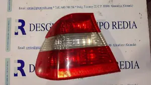 Foto de PILOTO TRASERO IZQUIERDO BMW SERIE 3 BERLINA (E46) referencia 694653501 foto 4