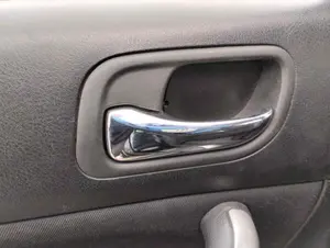 Foto de MANETA INTERIOR TRASERA IZQUIERDA HONDA ACCORD BERLINA (CL/CN) 2.0 VTEC CAT (155 CV / 114 KW)
