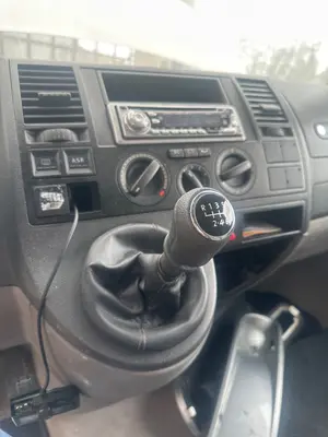 Foto de PALANCA CAMBIO VOLKSWAGEN T5 TRANSPORTER BUS (7H) 2.5 TDI (131 CV / 96 KW)