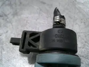 Foto de VALVULA DE VACIO VOLKSWAGEN LUPO (6X1/6E1) 1.4 16V (75 CV / 55 KW) referencia 535133459 foto 4