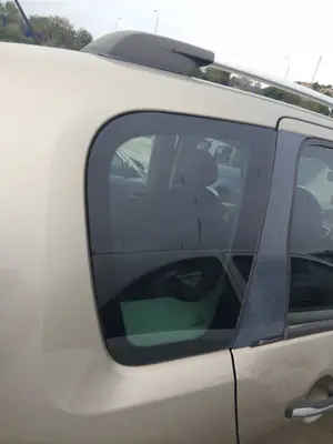Foto de LUNA CUSTODIA TRASERA DERECHA CITROEN C3 PICASSO 1.6 16V (120 CV / 88 KW)