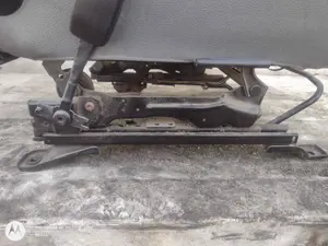 Foto de ASIENTO DELANTERO IZQUIERDO MITSUBISHI MONTERO (V20/V40) 2.8 Turbodiesel (125 CV / 92 KW) foto 11