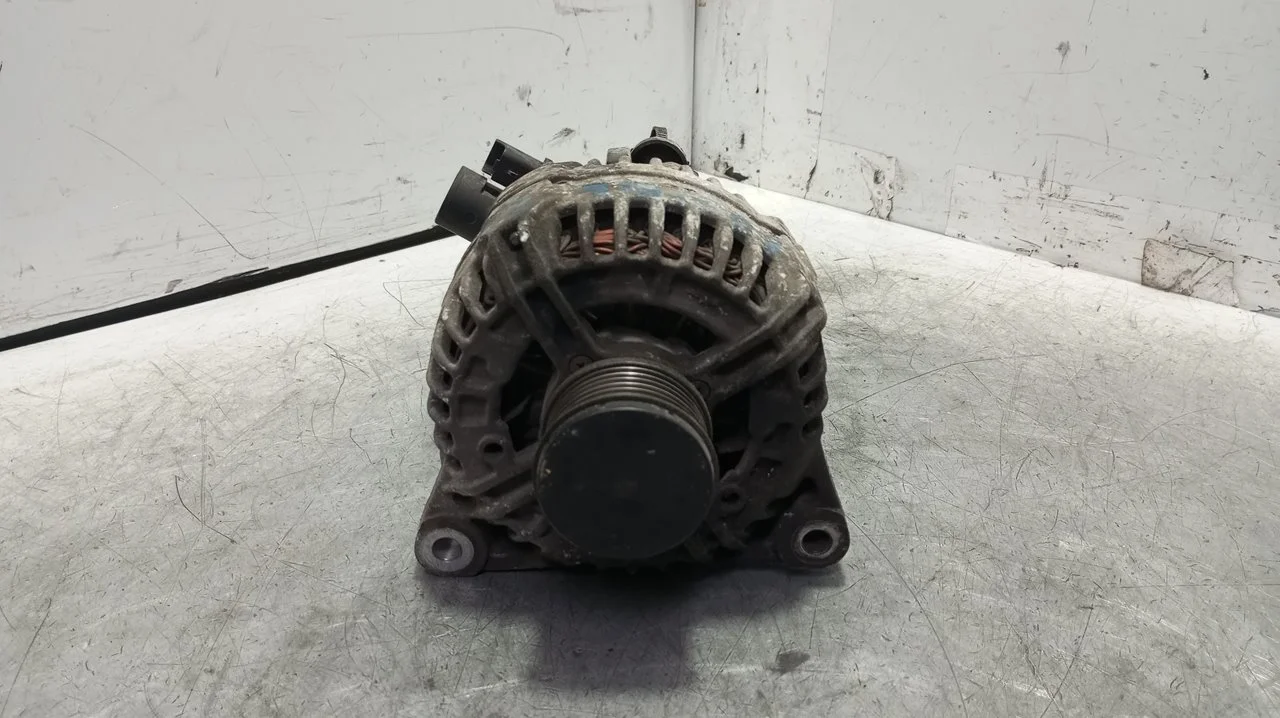 Foto de ALTERNADOR CITROEN C4 BERLINA 1.6 16V HDi (90 CV / 66 KW) referencia 9646321880