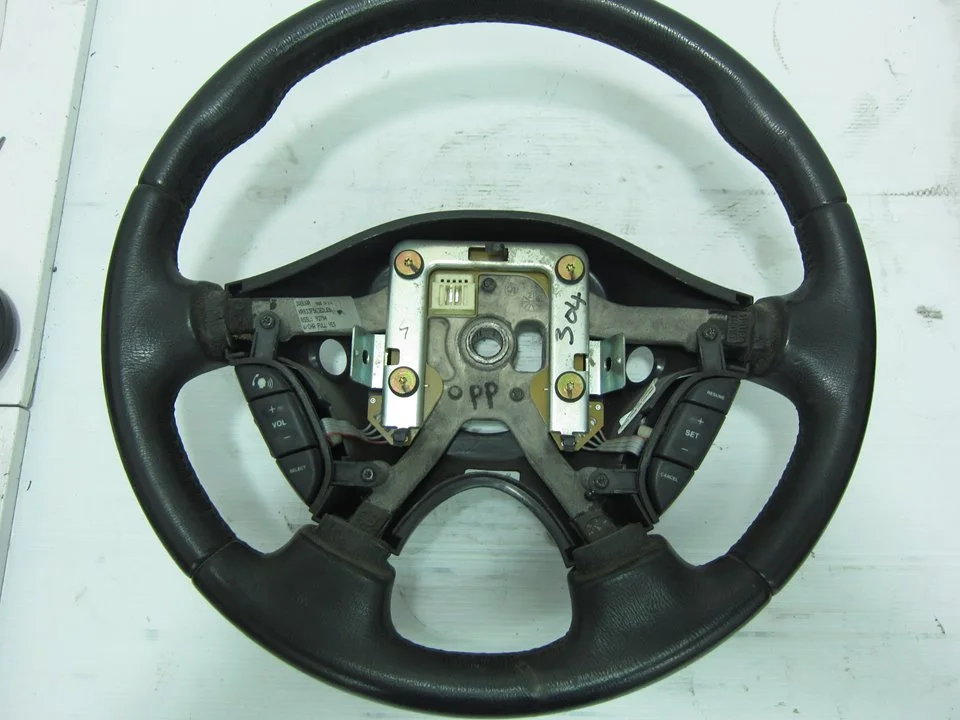 Foto de VOLANTE JAGUAR S-TYPE (03.1999) 4.0 V8 32V CAT (276 CV / 203 KW) referencia XR833F563EDLEG