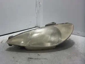 Foto de FARO IZQUIERDO PEUGEOT 206 1.6 16V CAT (109 CV / 80 KW) referencia 9640559580