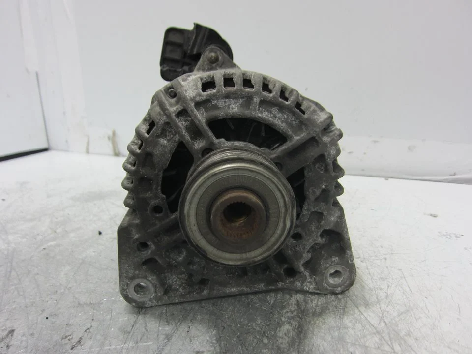 Foto de ALTERNADOR RENAULT KANGOO II (F/KW0) 1.5 dCi Diesel CAT (86 CV / 63 KW) referencia BR14H