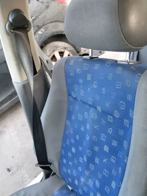 Foto de ASIENTO DELANTERO DERECHO SEAT IBIZA (6K1) 1.9 TDI (90 CV / 66 KW) foto 2