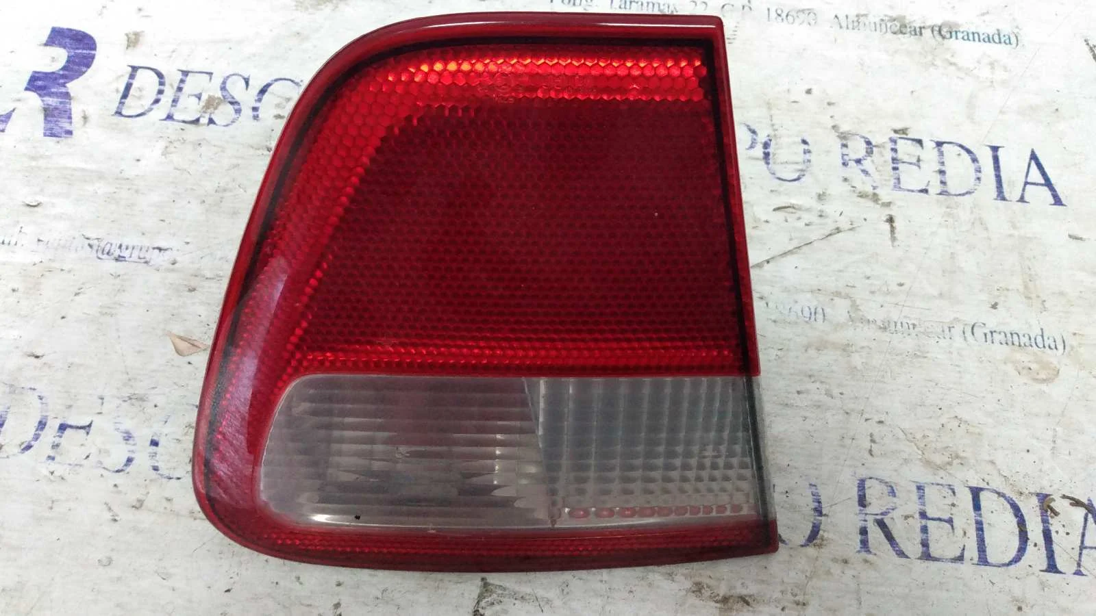 Foto de PILOTO TRASERO IZQUIERDO INTERIOR SEAT CORDOBA BERLINA (6K2) 1.9 TDI (90 CV / 66 KW) referencia 6K5945111F