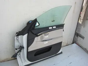 Foto de PUERTA DELANTERA DERECHA BMW SERIE 5 GRAN TURISMO (F07) 3.0 24V Turbo (306 CV / 225 KW) foto 8