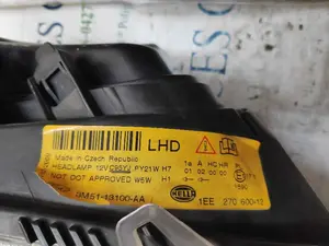 Foto de FARO DERECHO FORD FOCUS C-MAX (CAP)(2003) referencia 3M5113100AA foto 3