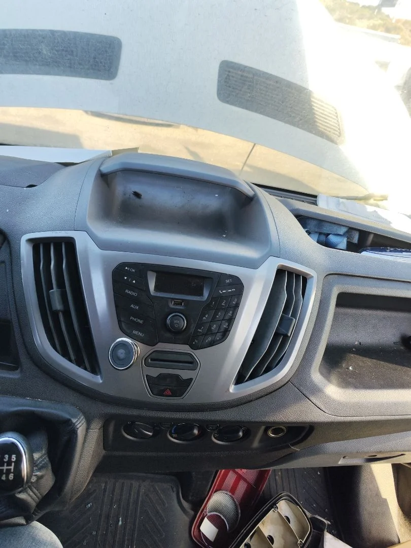 Foto de CONSOLA CENTRAL FORD TRANSIT CHASIS CABINA (TTG) 2.0 TDCi CAT (170 CV / 125 KW)
