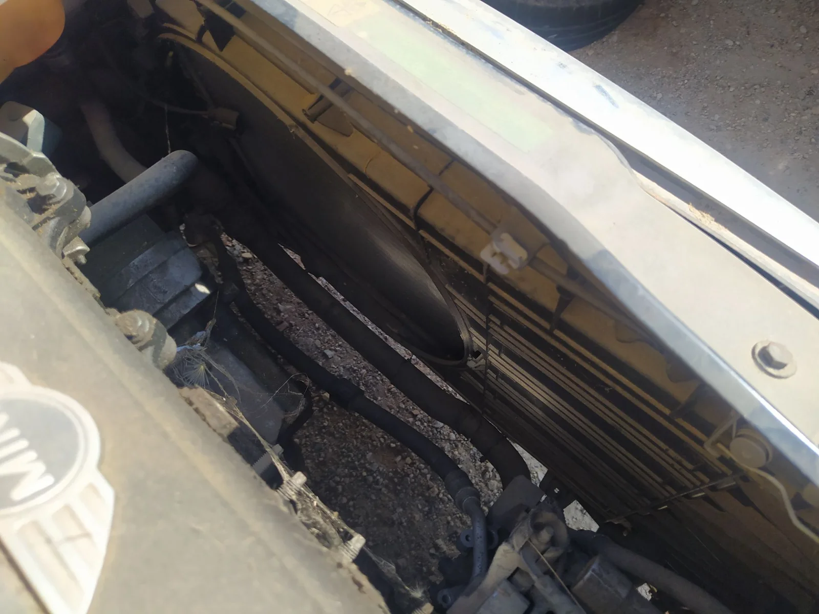 Foto de CONDENSADOR / RADIADOR AIRE ACONDICIONADO MINI MINI (R56) 1.4 16V CAT (95 CV / 70 KW) referencia 64539228607