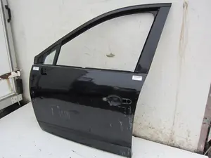 Foto de PUERTA DELANTERA IZQUIERDA RENAULT SCENIC III (JZ) 1.6 dCi Diesel FAP (131 CV / 96 KW) foto 9