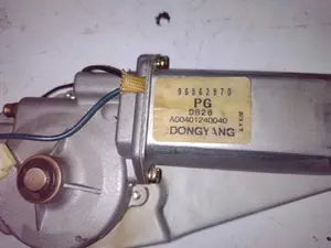 Foto de MOTOR LIMPIA TRASERO DAEWOO MATIZ referencia 96562970 foto 2