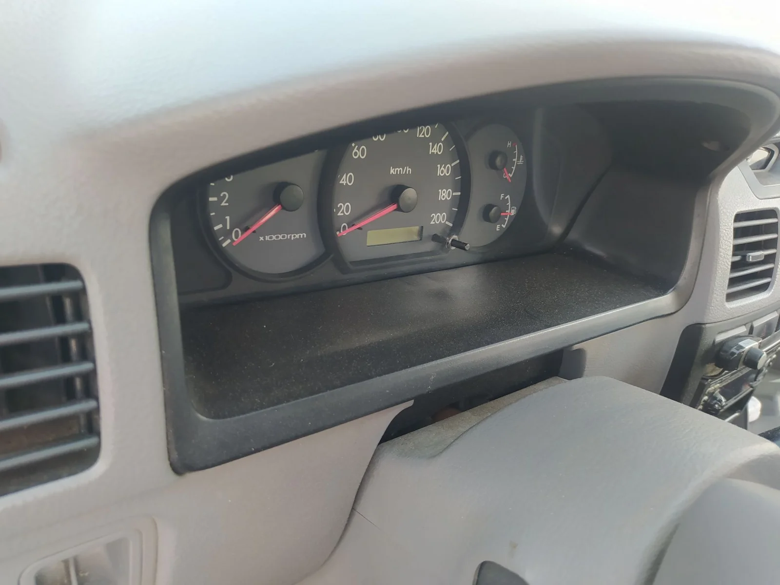 Foto de CUADRO INSTRUMENTOS KIA RIO (BC) 1.3 CAT (75 CV / 55 KW)