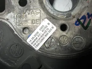 Foto de VOLANTE VOLKSWAGEN PASSAT BERLINA (3C2) 2.0 TDI (140 CV / 103 KW) referencia 1K0959538C foto 7