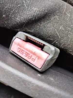 Foto de ENGANCHE CINTURON DELANTERO IZQUIERDO PEUGEOT 307 (S1)(04.2001) 1.6 16V CAT (109 CV / 80 KW)