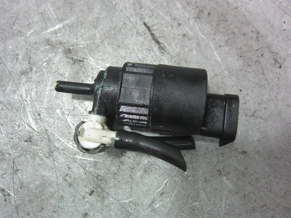 Foto de BOMBA LIMPIA RENAULT TWINGO I (C06) 1.2 (58 CV / 43 KW) referencia 7700430702