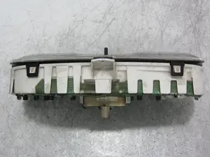 Foto de CUADRO INSTRUMENTOS OPEL ASTRA F BERLINA 1.6 CAT (101 CV / 74 KW) referencia 11176758 foto 4