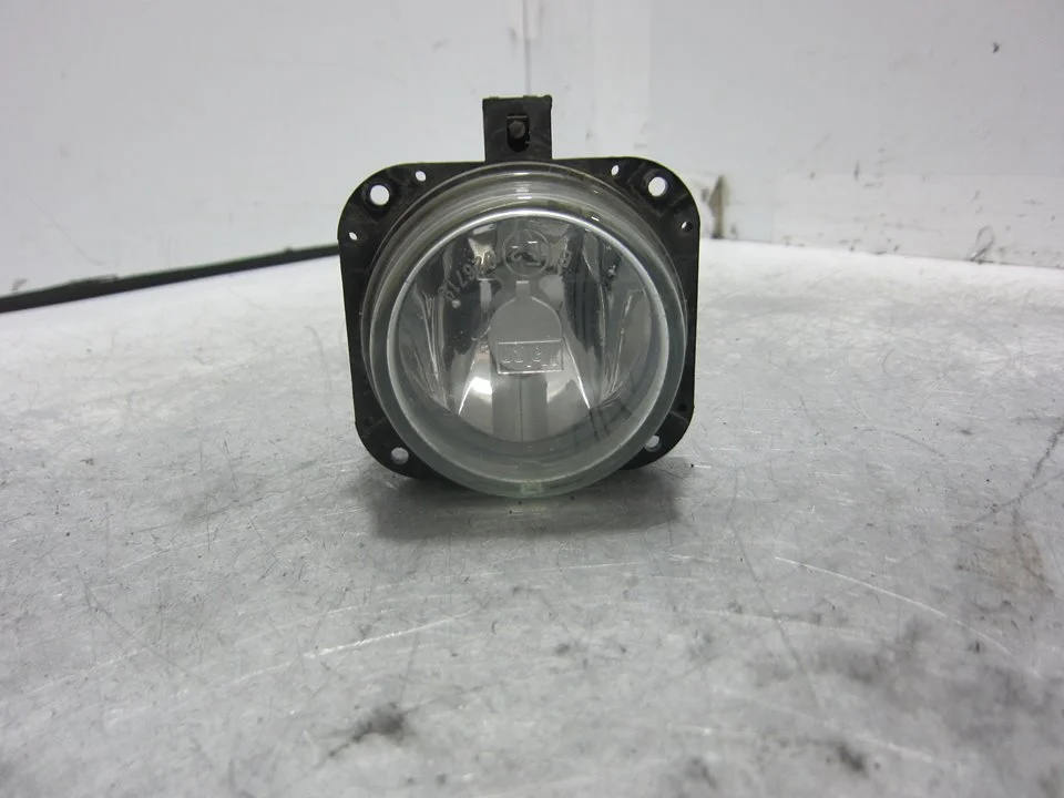 Foto de FARO ANTINIEBLA IZQUIERDO CITROEN XSARA PICASSO 2.0 HDi CAT (RHY / DW10TD) (90 CV / 66 KW) referencia 9638225680