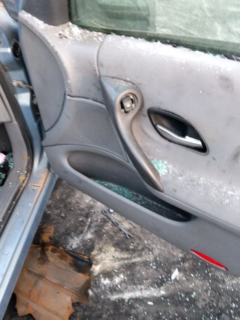 Foto de ELEVALUNAS DELANTERO DERECHO RENAULT LAGUNA II (BG0) 1.9 dCi Diesel CAT (101 CV / 74 KW) referencia 8200485195