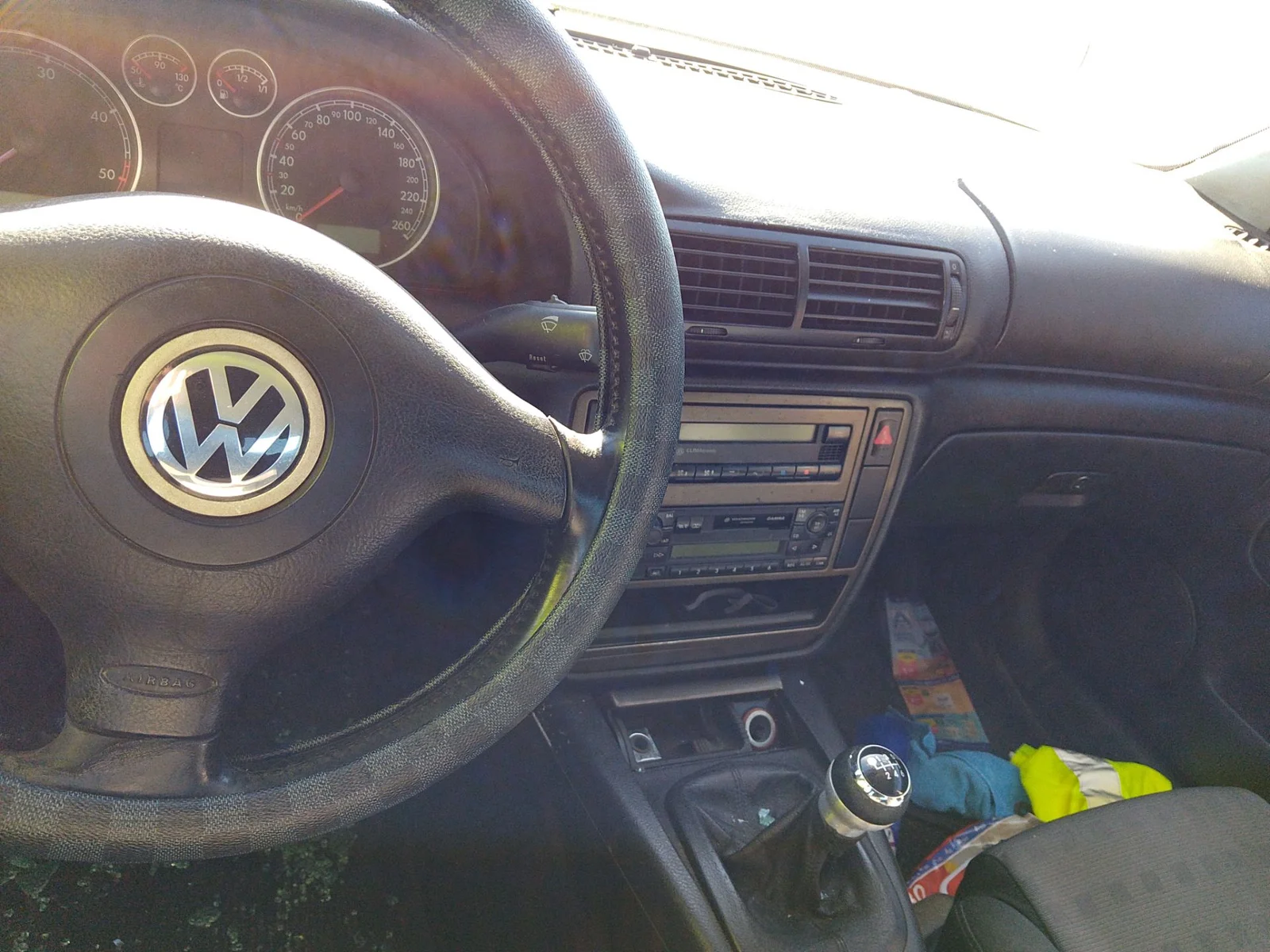 Foto de CENTRALITA AIRBAG VOLKSWAGEN PASSAT BERLINA (3B3) 1.9 TDI (131 CV / 96 KW)