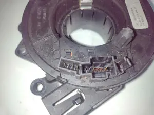 Foto de ANILLO AIRBAG BMW SERIE 3 BERLINA (E46) 2.0 Diesel CAT (116 CV / 85 KW) referencia 01404014 foto 2