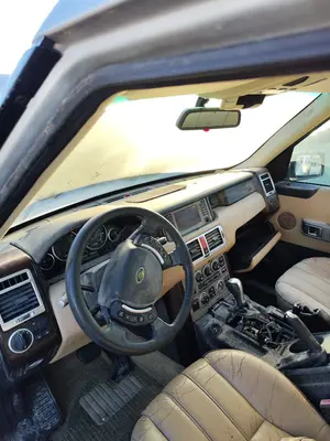 Foto de SALPICADERO LAND ROVER RANGE ROVER (LM) 4.4 V8 CAT (306 CV / 225 KW) foto 2