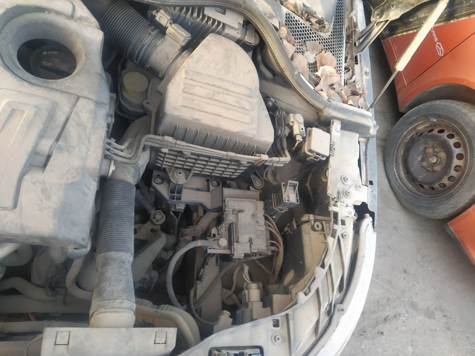 Foto de CENTRALITA MOTOR UCE AUDI A1 (8X1) 1.6 TDI (105 CV / 77 KW) referencia 03L906023KM