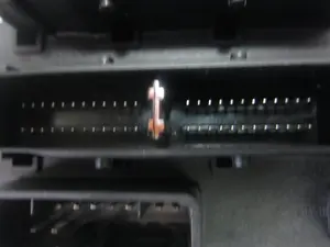 Foto de CAJA RELES / FUSIBLES OPEL VECTRA C BERLINA referencia 13205776 foto 6