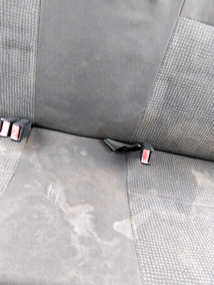 Foto de ENGANCHE CINTURON TRASERO IZQUIERDO OPEL CORSA C 1.2 16V CAT (Z 12 XE / LW4) (75 CV / 55 KW)