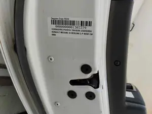 Foto de CERRADURA PUERTA TRASERA IZQUIERDA RENAULT MEGANE III BERLINA 5P 1.2 TCE (132 CV / 97 KW)