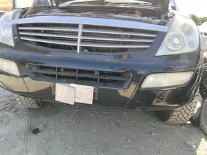 Foto de PARAGOLPES DELANTERO SSANGYONG REXTON 2.7 Turbodiesel CAT (160 CV / 118 KW) foto 1