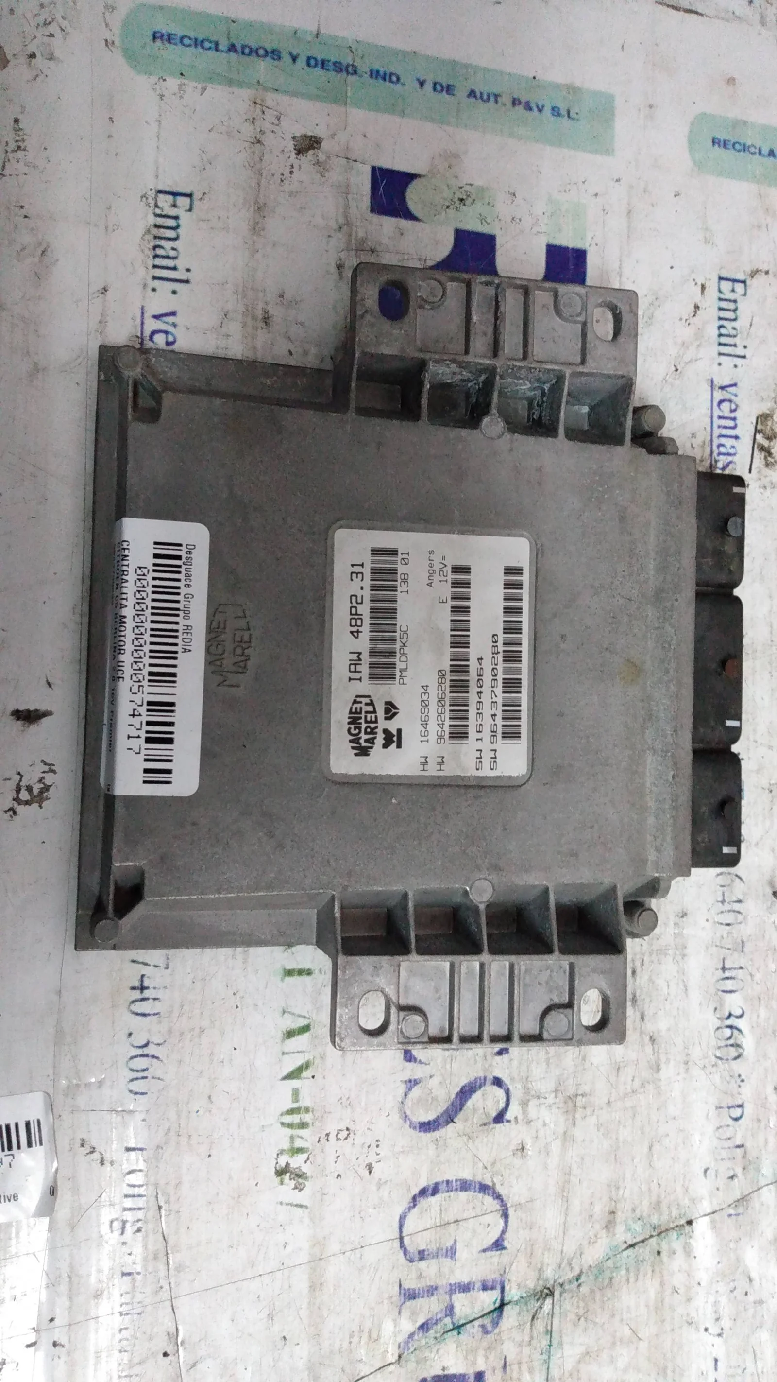Foto de CENTRALITA MOTOR UCE CITROEN C5 BERLINA 2.0 16V CAT (RFN / EW10J4) (136 CV / 100 KW) referencia 9643790280