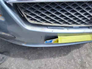 Foto de REFUERZO PARAGOLPES DELANTERO FORD FOCUS BERLINA (CAP) 1.6 TDCi CAT (90 CV / 66 KW)