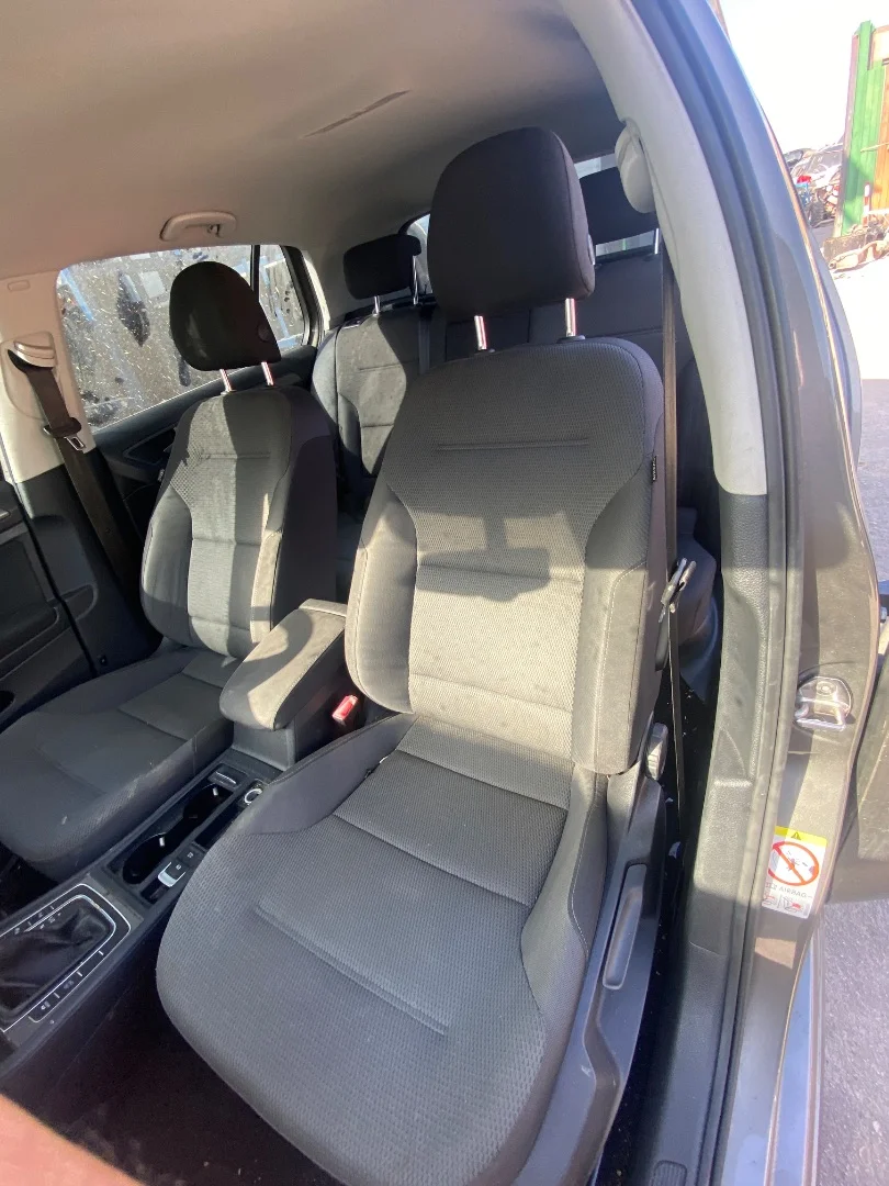 Foto de ASIENTO DELANTERO IZQUIERDO VOLKSWAGEN GOLF VII (5G1/BE1) 1.4 16V TSI (122 CV / 90 KW)
