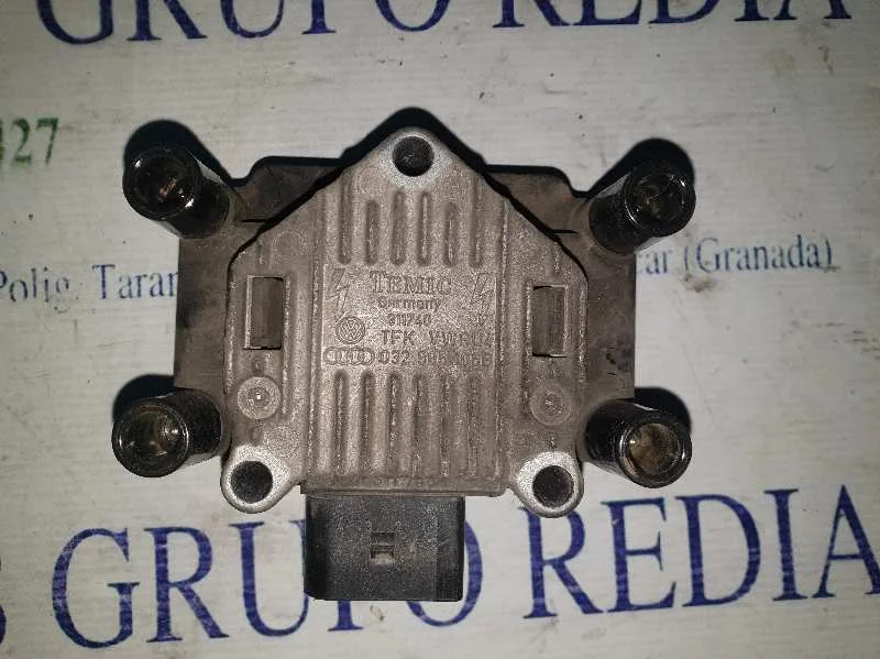 Foto de BOBINA ENCENDIDO VOLKSWAGEN PASSAT BERLINA (3C2) referencia 032905106B