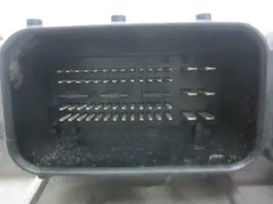 Foto de CENTRALITA MOTOR UCE MERCEDES-BENZ CLASE A (BM 169) 1.5 CAT (95 CV / 70 KW) referencia A2661533479 foto 5