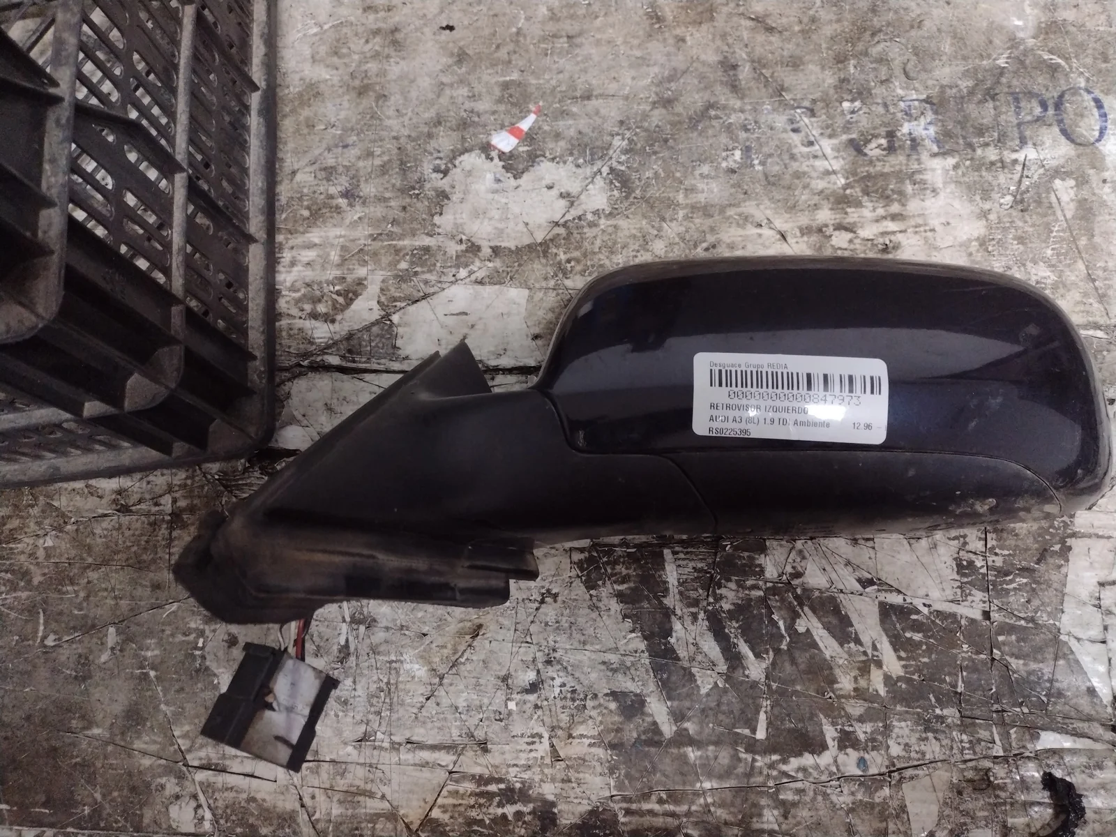 Foto de RETROVISOR IZQUIERDO AUDI A3 (8L) referencia RS0225395