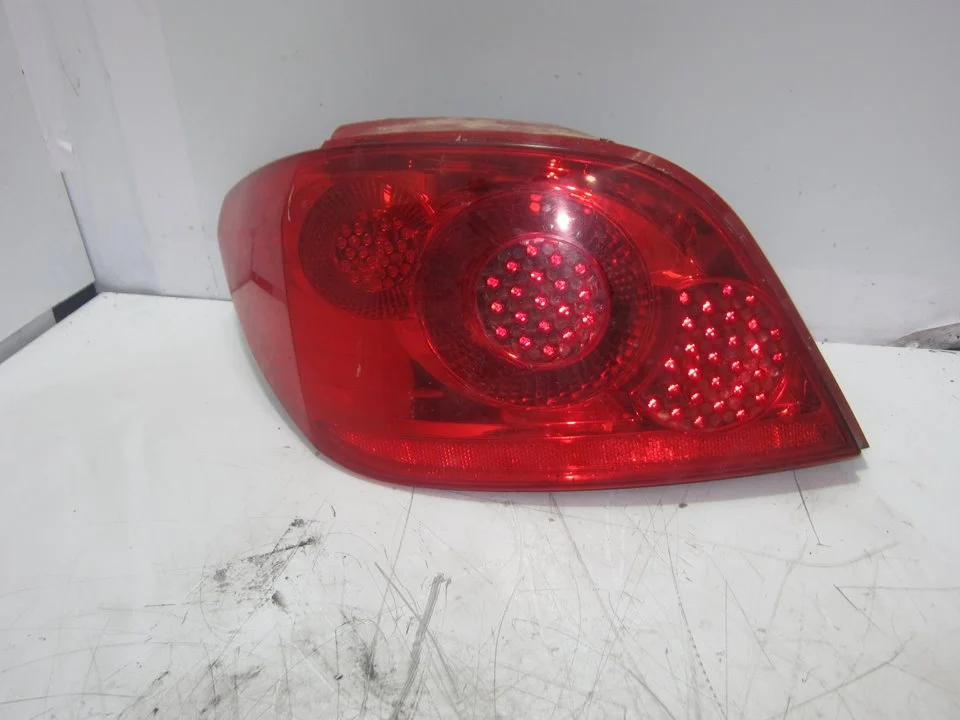 Foto de PILOTO TRASERO DERECHO PEUGEOT 307 BREAK/ SW (S2) referencia 173603