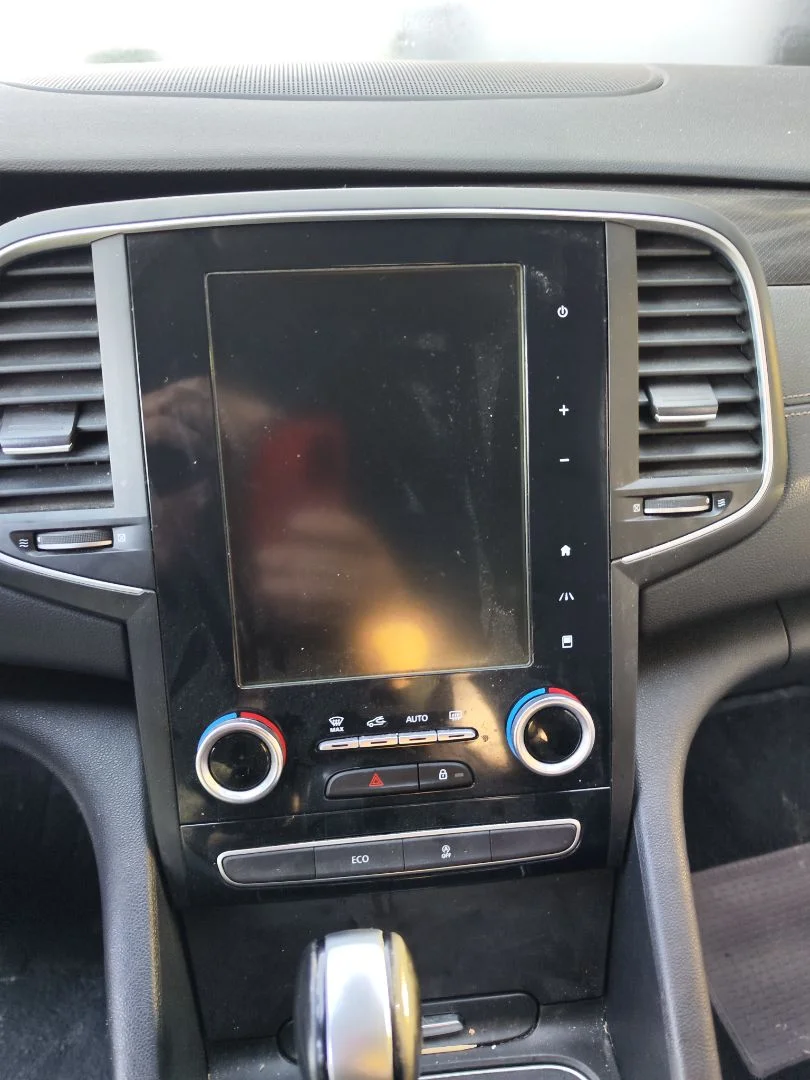 Foto de SISTEMA AUDIO / RADIO CD RENAULT TALISMAN SPORT TOURER 1.6 dCi Diesel FAP Energy (131 CV / 96 KW) referencia 280903686R