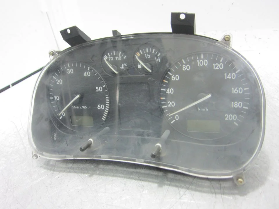 Foto de CUADRO INSTRUMENTOS VOLKSWAGEN POLO III (6N1) referencia 5392326600