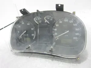 Foto de CUADRO INSTRUMENTOS VOLKSWAGEN POLO III (6N1) referencia 5392326600