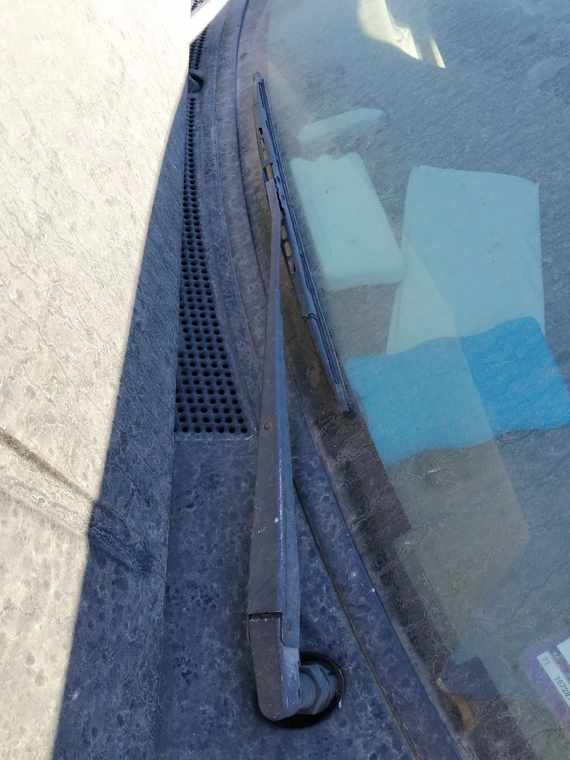 Foto de BRAZO LIMPIA DELANTERO IZQUIERDO FORD EXPLORER (UN46) 4.0 V6 CAT (156 CV / 115 KW)