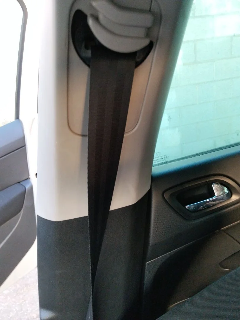 Foto de CINTURON SEGURIDAD DELANTERO DERECHO PEUGEOT 308 SW 1.6 HDi FAP CAT (9HZ / DV6TED4) (109 CV / 80 KW)